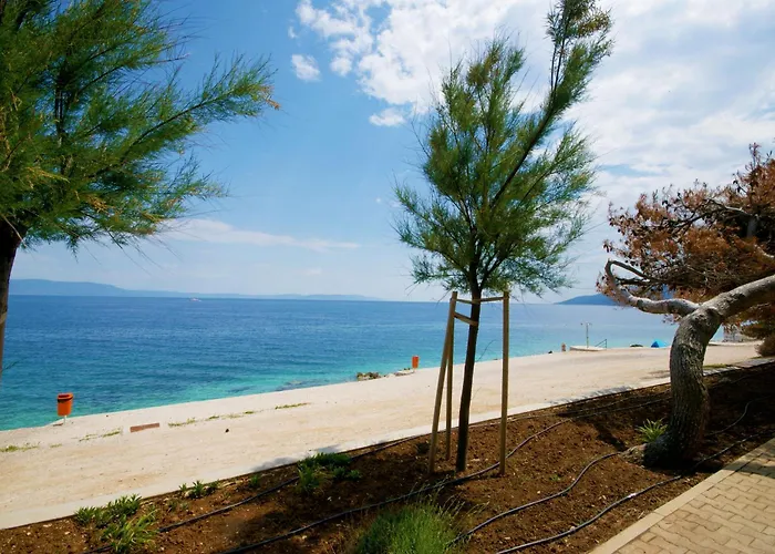 Dean, A Charming And Pet-friendly Close To The Semesterbostad *